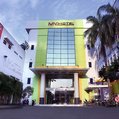 My Hotel Jakarta Extérieur photo